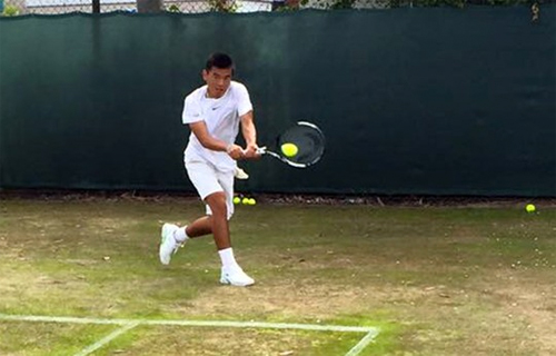 Lý Hoàng Nam thất bại ngay vòng một giải trẻ Wimbledon