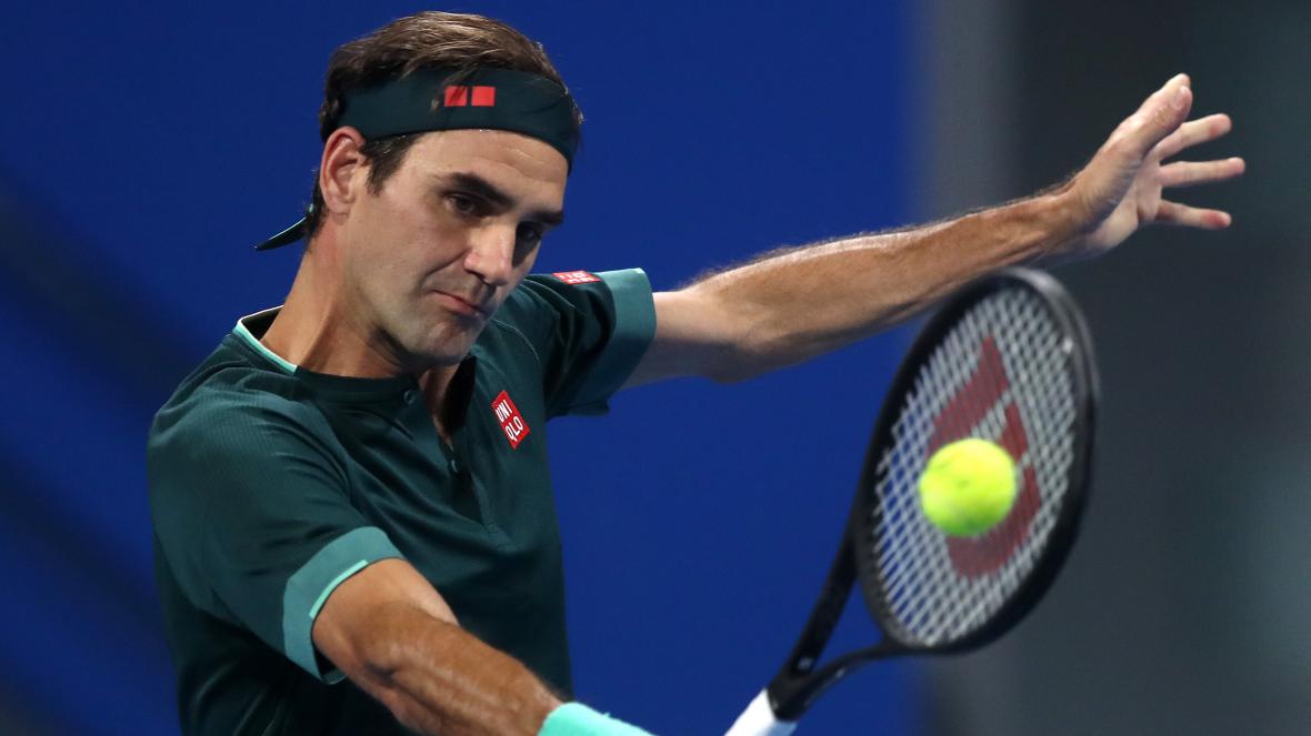 Federer thắng trận đầu sau 405 ngày