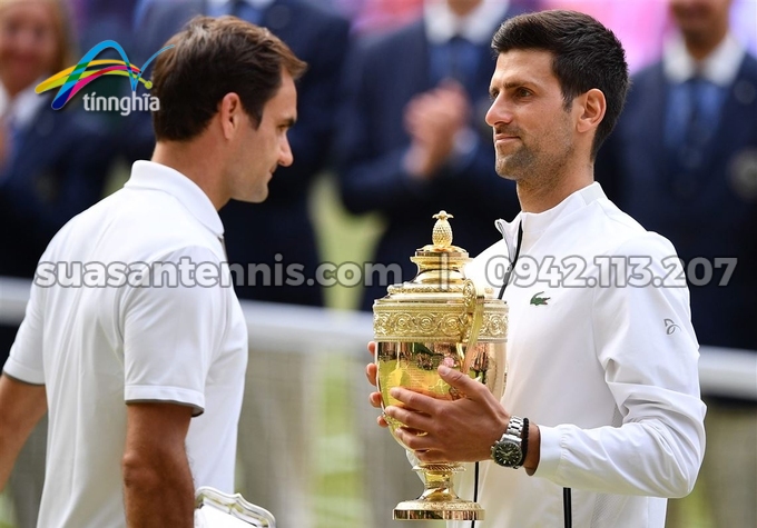 Federer: ‘Tôi mất một tiếng để quên trận thua Djokovic’