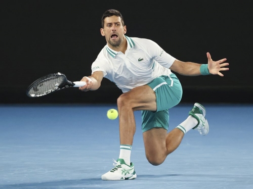 Djokovic thắng trận thứ 300 ở Grand Slam