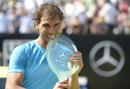 Nadal đoạt danh hiệu sân cỏ đầu tiên sau năm năm